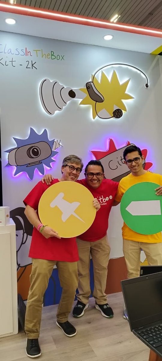 activa_edu's tweet photo. Es un placer estar acompañados del equipo de ClassInTheBox en el Recrea Academy.

Pintaguear es como ponerle notas a un video para que quede más divertido y fácil de entender. 

Pruébalo en https://t.co/C8rGkmsUbJ https://t.co/xDG2QETB35