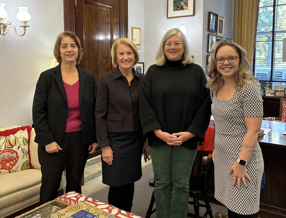CEF honored ⁦<a href="/SenCapito/">Shelley Moore Capito</a>⁩ for her support for education funding at last month’s gala, and today presented her with her William H. Natcher award. You can watch the video message she sent the gala at cef.org/2023-gala/