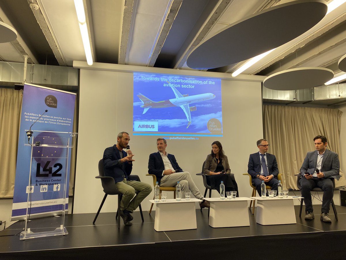 ErrardN's tweet photo. How to achieve our #destination2050 targets? Concrete progress on #hydrogen technologies. Why #zeroE aircraft and #SAF are complementary?
It was an interesting & inspiring @PubAffairsEU @event tonight with Glenn Llewellyn VP #ZeroE pre programme https://t.co/vzM5R9GZi9