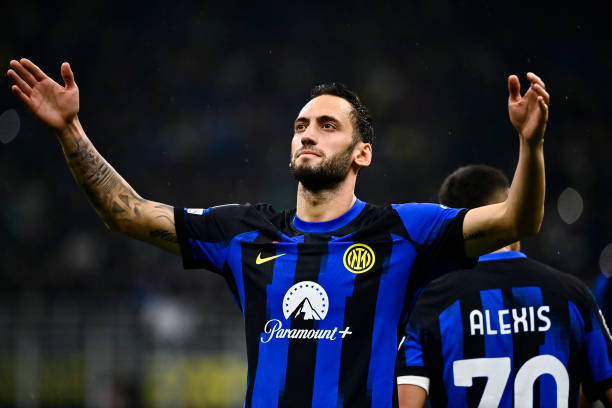 FansNerazzurri's tweet photo. FT: Inter 2-1 Salzburg
⚽️ Alexis 🅰️ Frattesi
⚽️ Hakan (P)

Aman ya kawan? https://t.co/WoL5EDGQl2