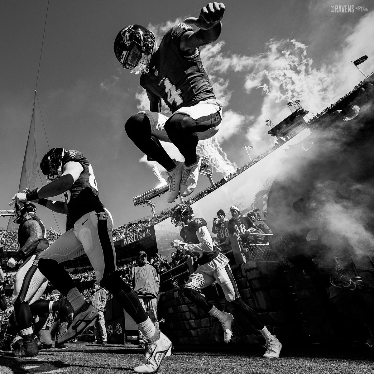 Ravens's tweet photo. tuesday energy https://t.co/1d34yf4fOT