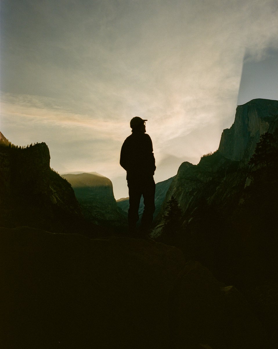 jacobetovar's tweet photo. portraits in yosemite on 120 film - shot with mamiya 7, developed and scanned by @thenegativelab. 

my lab is giving 10% off all orders, give them a follow and if you're looking to try a new lab, this is your sign. 

use discount code: JAKE https://t.co/GMTv30706J