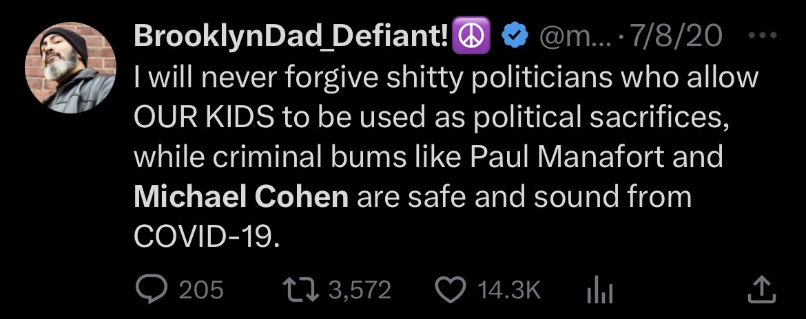 trannyvsmyself's tweet photo. @mmpadellan @MichaelCohen212 @MichaelCohen212 they are only with you for one reason. They still hate your guts and will toss you in the trash once they are done with you 🤷🏿‍♂️ https://t.co/OpaIVIxJdH