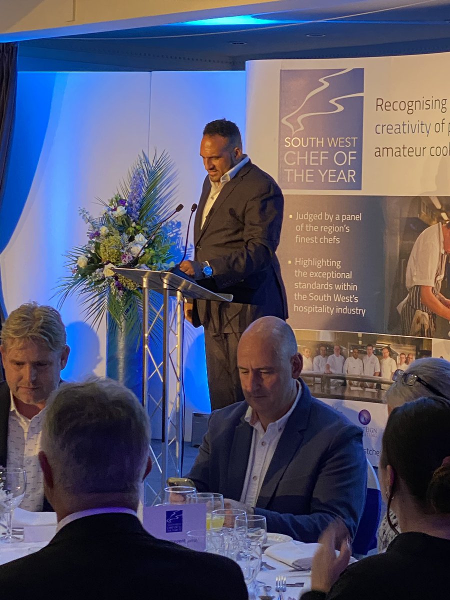 SWChefComp's tweet photo. The evening is officially underway with a welcome from competition co-founder @michaelcaines
#SWChef2023 https://t.co/k3adGbauQW
