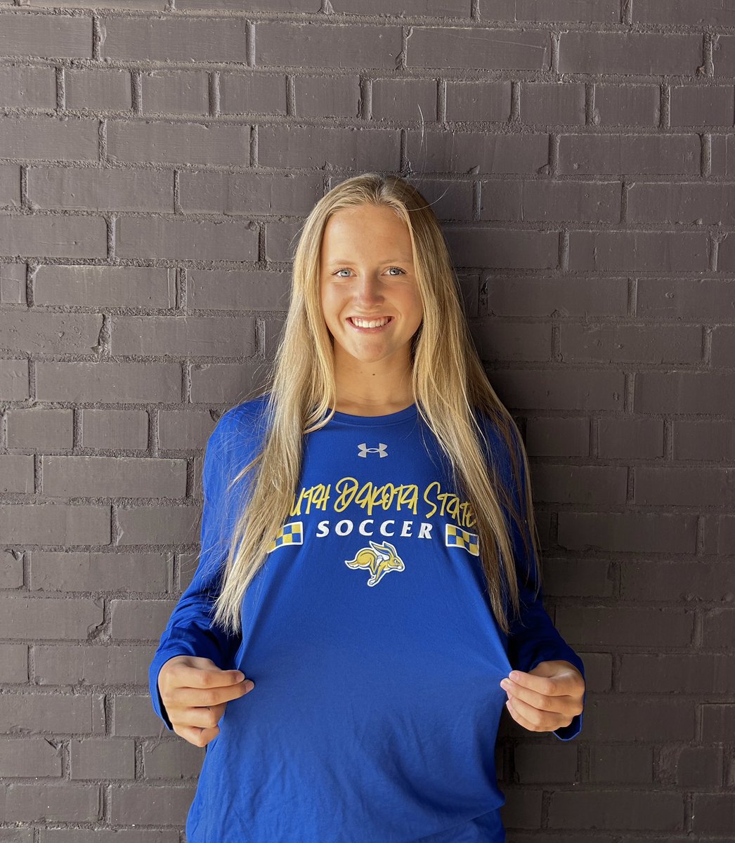 emma brezenski tweet media