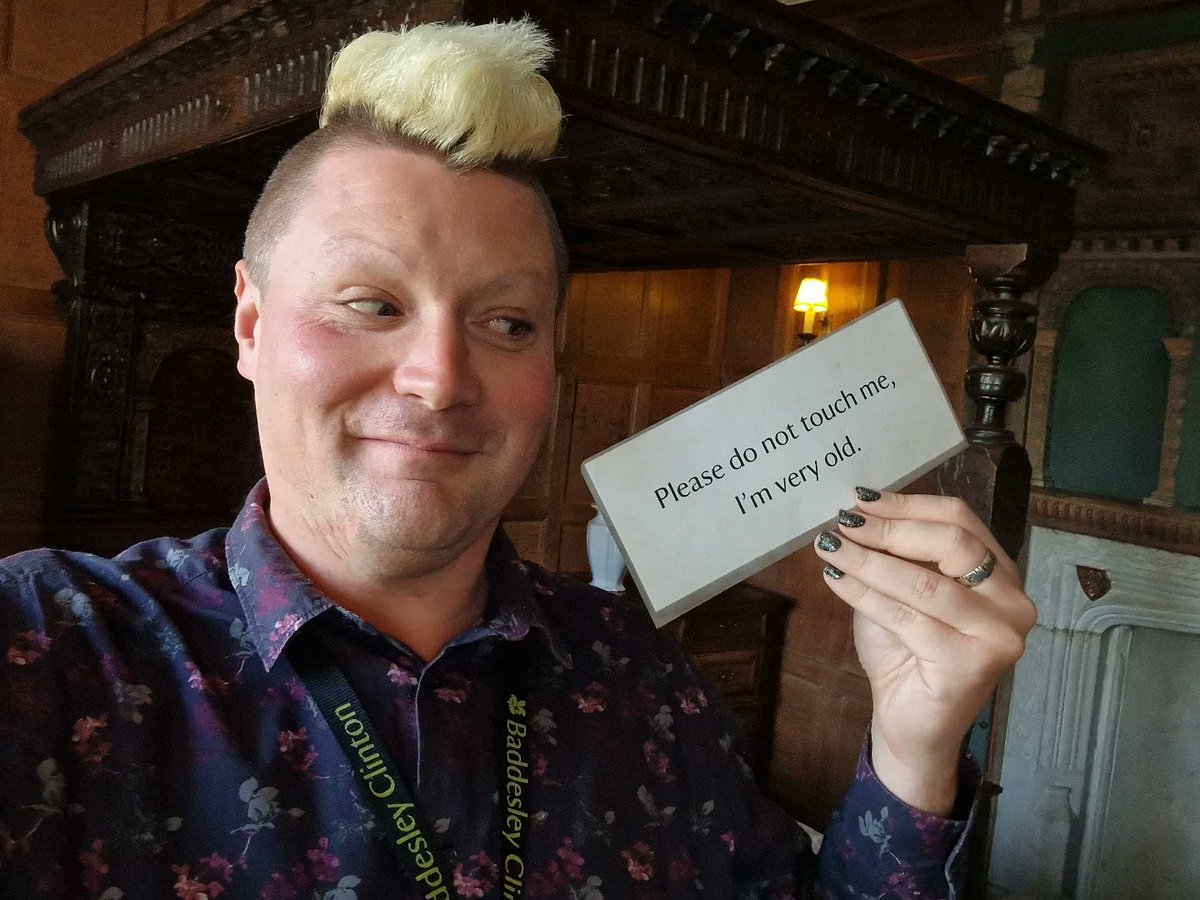 Owen Edmunds (@owenedmunds) on Twitter photo Absolutely fantastic day volunteering in the house again at the stunningly beautiful @NTBaddesley!!! 😍
Can't beat a good old coffee, catchup and laugh or two with the Tuesday crew!! ❤️ xx
#NationalTrust <a href="/nationaltrust/">National Trust</a> #TuesdayCrew #BaddesleyClinton #Warwickshire #Visit Absolutely fantastic day volunteering in the house again at the stunningly beautiful @NTBaddesley!!! 😍
Can't beat a good old coffee, catchup and laugh or two with the Tuesday crew!! ❤️ xx
#NationalTrust <a href="/nationaltrust/">National Trust</a> #TuesdayCrew #BaddesleyClinton #Warwickshire #Visit