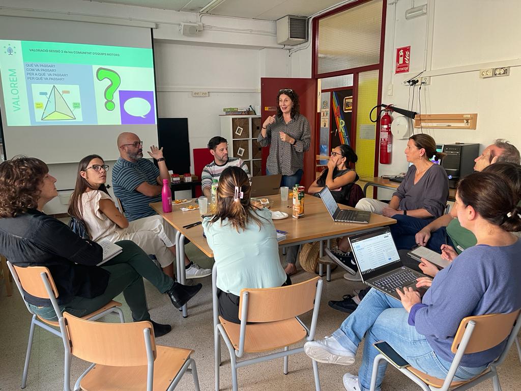 montessorirubi's tweet image. Avui obrim l'escola @montessorirubi per fer la sessió de formació de guies del #ProjecteFaig del @cesirecat Un plaer compartir els nostres espais amb tots vosaltres!! 
#Faig #Makers #ConnectatalMontessori