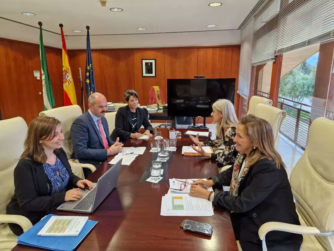 Patricia del Pozo tweet media