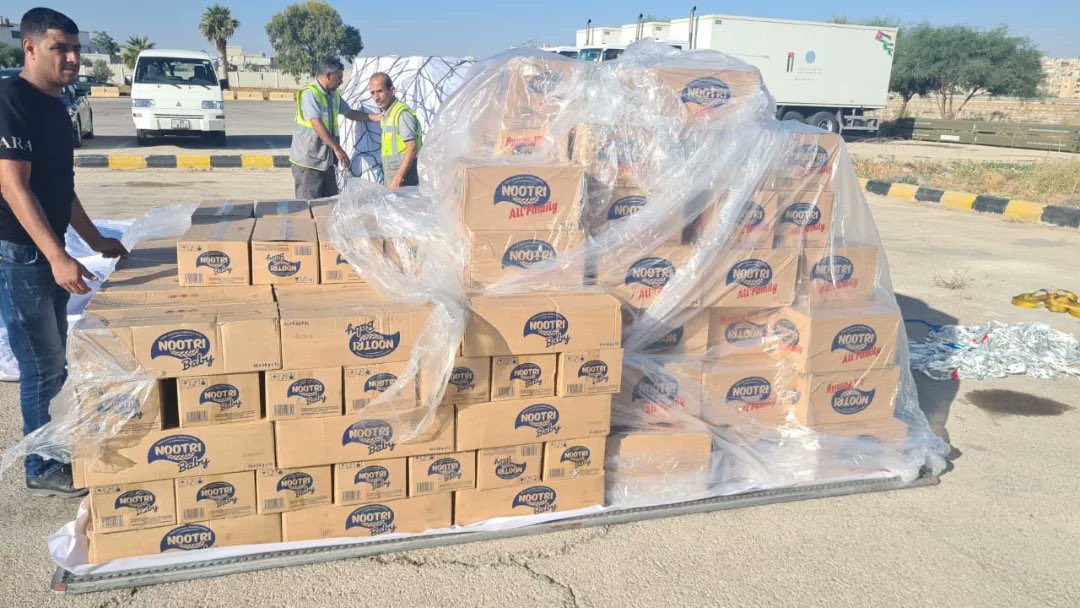 AfricaFactsZone's tweet photo. Rwanda has sent humanitarian aid to Gaza. https://t.co/ccFYJ42OA8