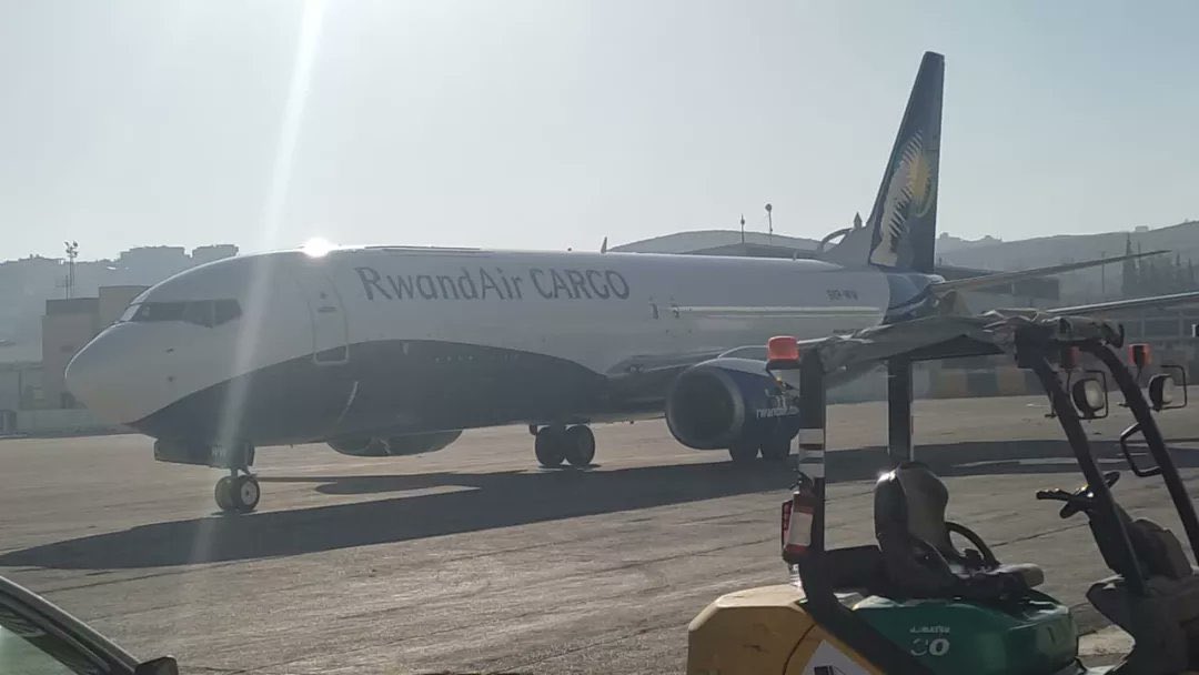 AfricaFactsZone's tweet photo. Rwanda has sent humanitarian aid to Gaza. https://t.co/ccFYJ42OA8