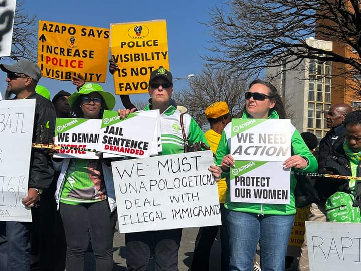 maphulumpana's tweet photo. Only #ActionSA can Fix #JHB_CBD #Hillbrow too much Lawllness under @MYANC #The_ANC @EFFSouthAfrica #The_EFF come 2024 @Action4SA to take over #Gauteng #Johannesburg 💚💚💚#Zimbabweans #SAPS #South_Africans #Home_Affairs #SANDF #2024IsOur1994 https://t.co/sAGlpFma5Y