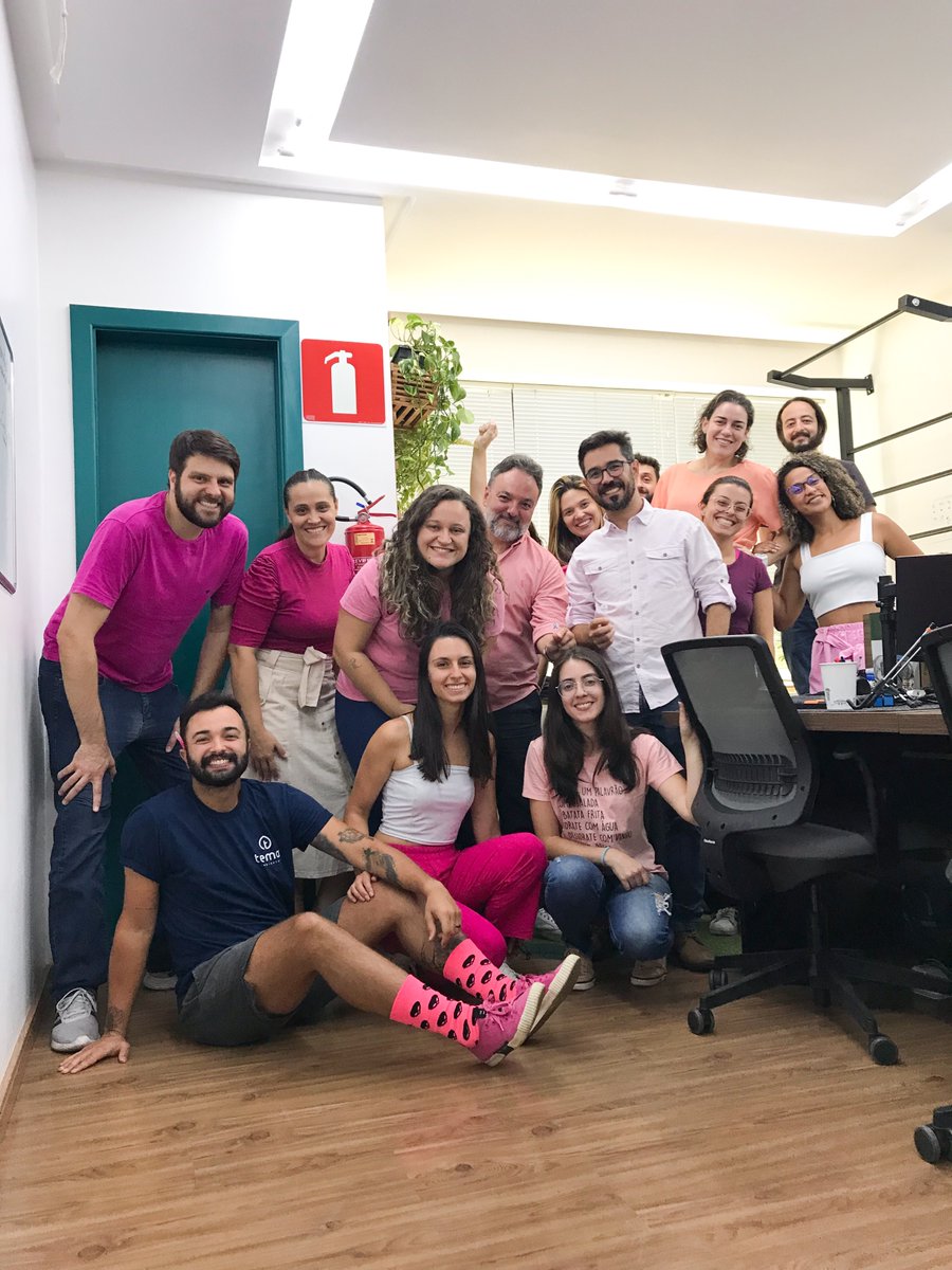 tema_ambiental's tweet photo. Juntos vestimos o rosa em conscientização. Prevenção é o caminho!
#outubrorosa #prevenção #cancerdemama
#temaambiental #resultadosquetransformam https://t.co/PhffJo4A3I