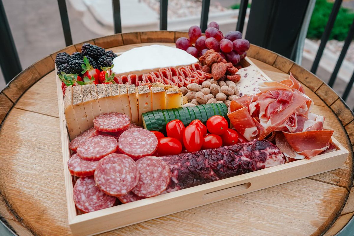 Whether you have an event to cater, a girls' night out, or 📷girl dinner📷Champagne and Charcuterie has everything you’ll need & more! #smallbitebuffet #charcuterieart #charcuterieboards #cateringservice #colorado #greenwoodvillage #cherrycreekfoodhall