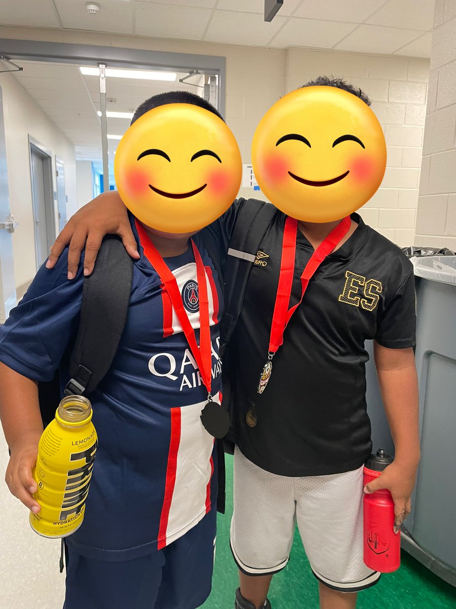 South Lakeās Community School Liaison (@southlakecsl) on Twitter photo Finished off our last <a href="/SAMSoccer06/">SAM Soccer</a> session for the season! The kids received medals and enjoyed their time! Finished off our last <a href="/SAMSoccer06/">SAM Soccer</a> session for the season! The kids received medals and enjoyed their time!