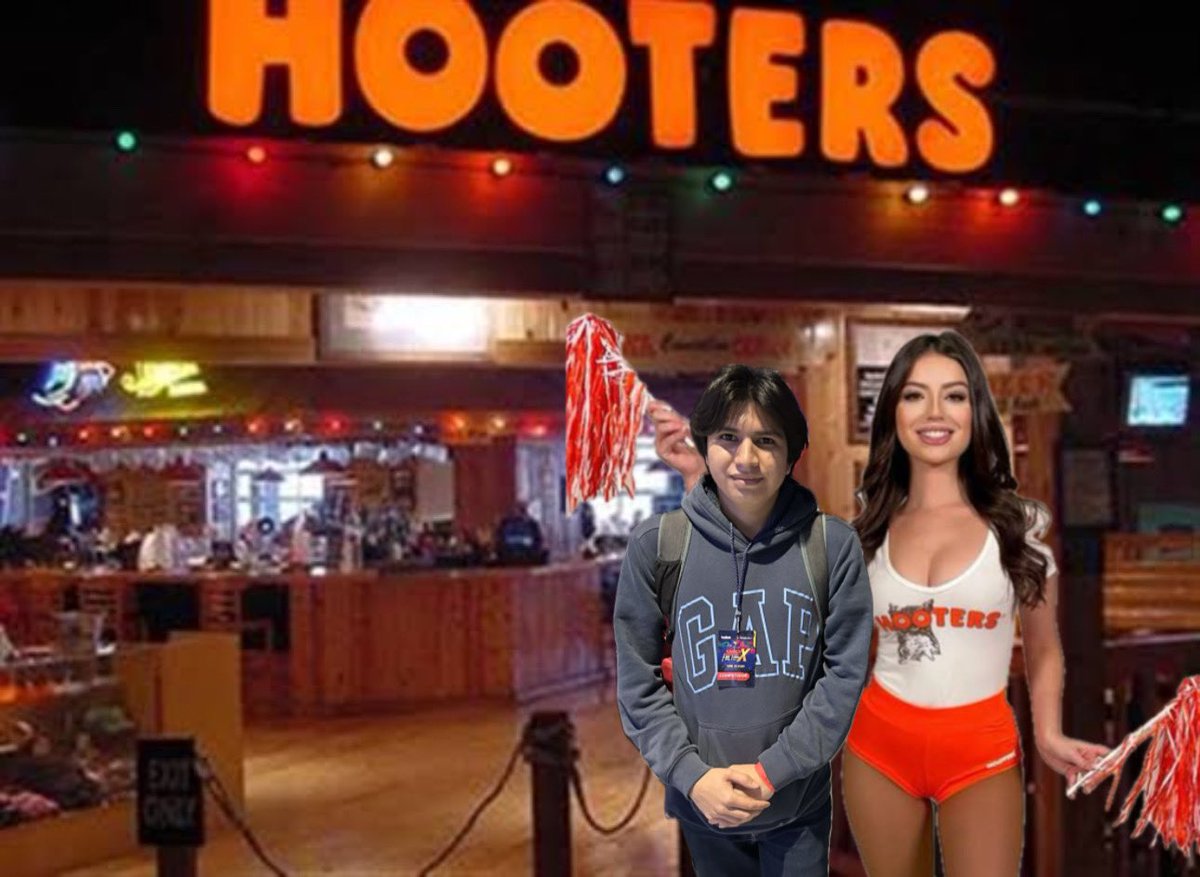 Lezcano_SSB's tweet image. Cámara banda vayan al torneo de Hooters, mi compa Richi aprovechó y se ligó una mesera, hasta la llevó a Factor 🗿👍