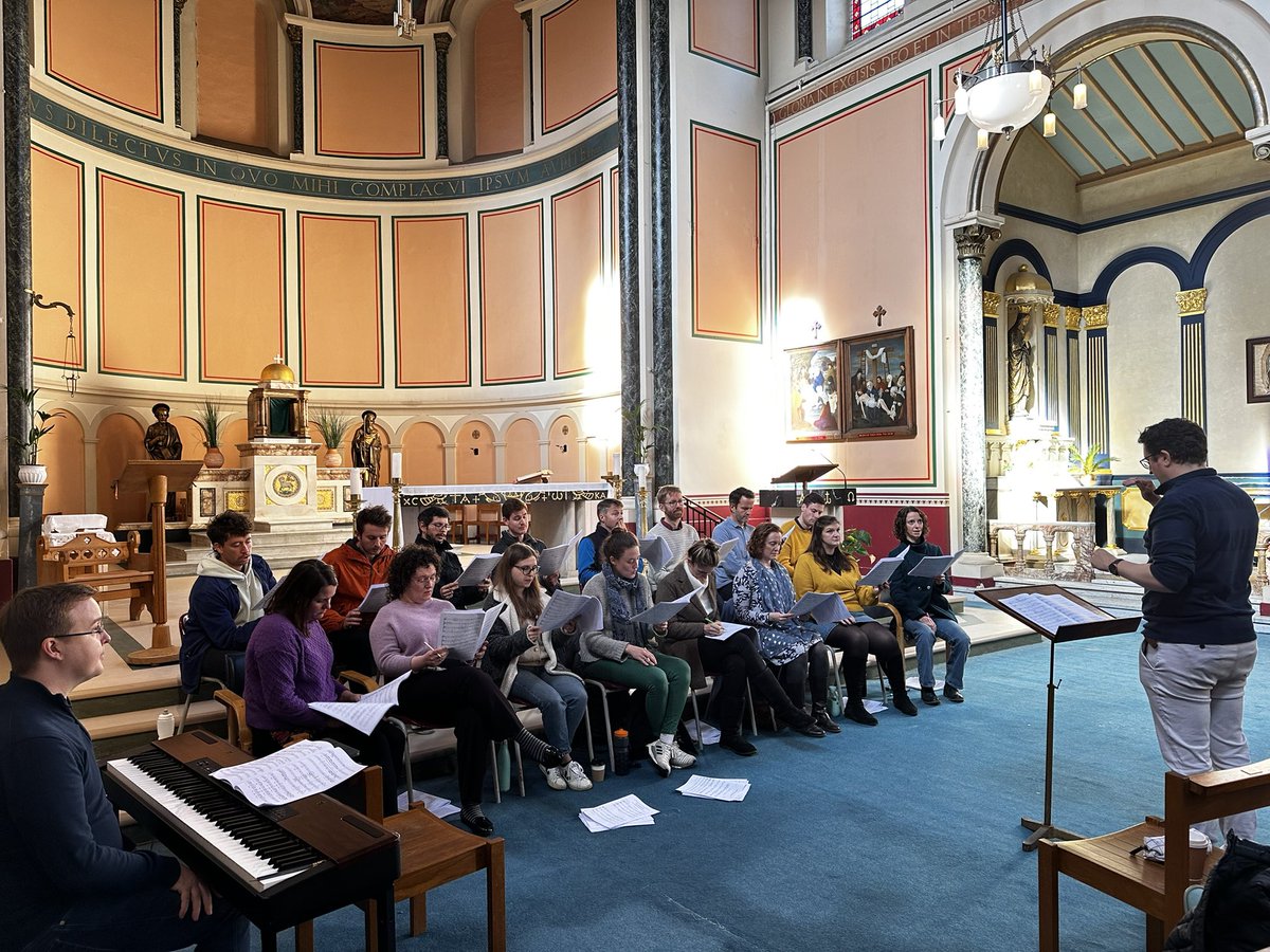 sonorochoir's tweet photo. A great rehearsal day ahead of recording some wonderful choral music by Stephen Dodgson later this week. https://t.co/0xpAhMTEHv
