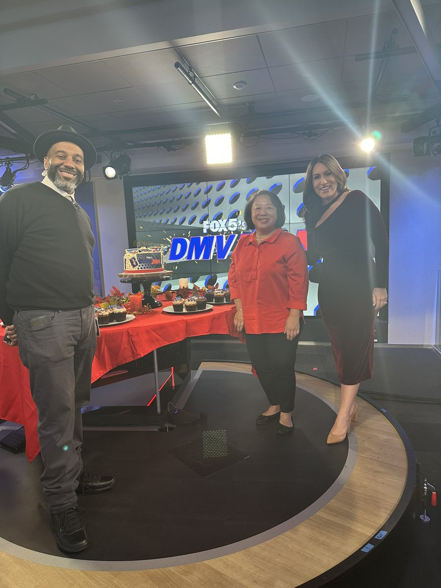 MarinaMarraco's tweet photo. ONE YEAR ANNIVERSARY!!! 
#DMVZONE

Let’s go!!

@JoeClair https://t.co/fho3uwzaWW