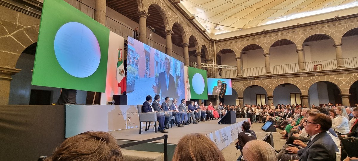 En #Puebla, los resultados han sido evidentes. Hoy realizamos el Informe de nuestro trabajo durante estos #dos años legislativos.
Un honor servir a las y los poblanos. 🙌🏻🤝
<a href="/EstefanChidiac/">JorgeEstefanChidiac</a> <a href="/JEnriqueRiveraR/">Enrique Rivera</a>
<a href="/NestorCamarillo/">Néstor Camarillo</a>
<a href="/Norma_Reyes04/">Norma Sirley Reyes Cabrera</a> <a href="/silvia_tanus/">Silvia Tanús</a> <a href="/CantuAlatriste/">Adolfo Alatriste Cantú</a> <a href="/Lauzama1/">Laura Zapata</a>