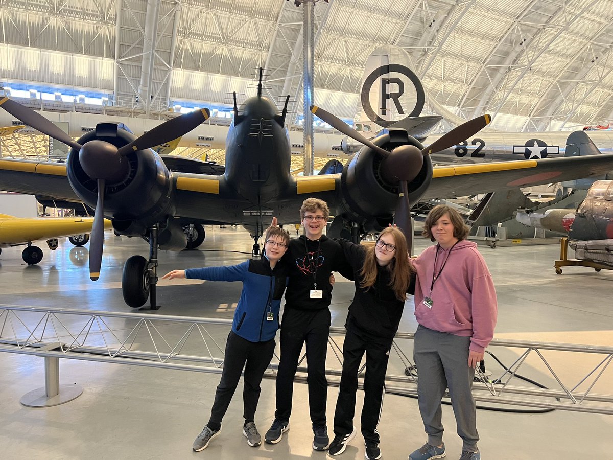 KMSBus2's tweet photo. Soaring our way through museum #1, The Air and Space Museum! #Bus2TheCapital https://t.co/5SvWVjp15i