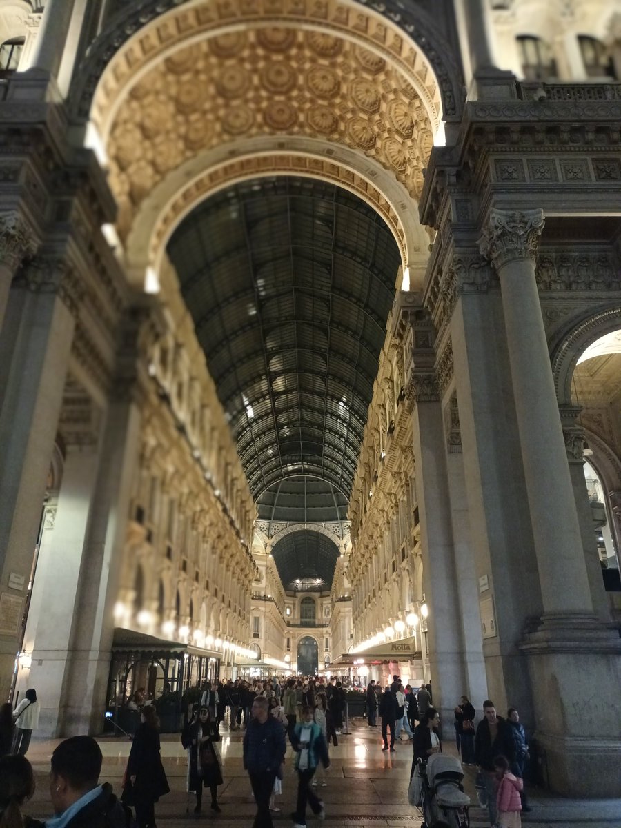 What a place milan is 👌🏼 🇮🇹