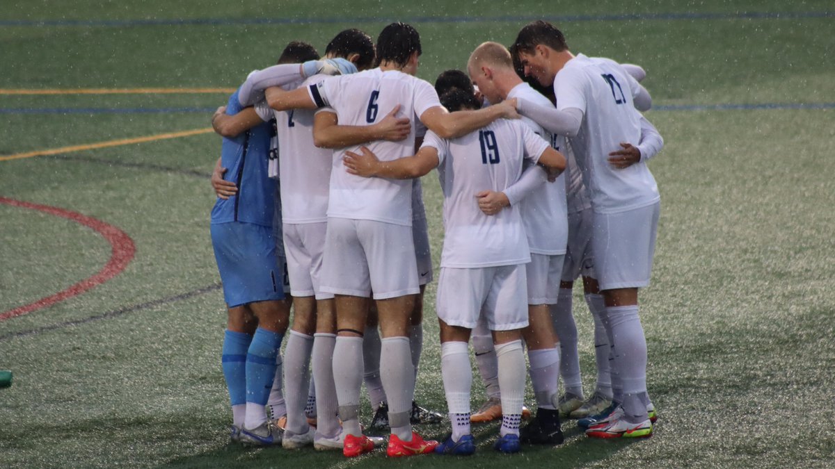 RWU_Athletics's tweet image. MSOC | @gosuffolkrams and @RWUmsoccer meet in a rematch of last year's CCC Championship.

📊bit.ly/3RbYRGS
💻bit.ly/44F5WCS

#HawkPride #CCCSports #CCCMSOC #d3soccer 

📸- Ellie Clayton