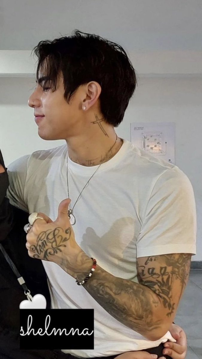 둥(slow) tweet media