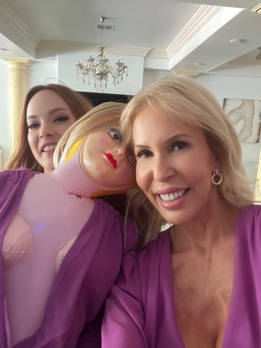 My lovely granddaughter @SummerHartxxx my &ldquo;decoy&rdquo; and me on the set with @Brazzers https://t.co/N1nB<a class="tags" href="/tag/summerhartxxx">@summerhartxxx</a><a href="/tag/tuesday"class="tags"><span>#tuesday</span></a><a href="/tag/tuesdaytease"class="tags"><span>#tuesdaytease</span></a><a href="/tag/tittytuesday"class="tags"><span>#tittytuesday</span></a><a href="/tag/onlyfans"class="tags"><span>#onlyfans</span></a>