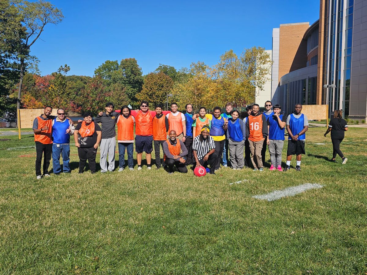 WO_Studentlife's tweet photo. Kickball at Woodbridge was a VIBE!! https://t.co/iai4wXV6ui