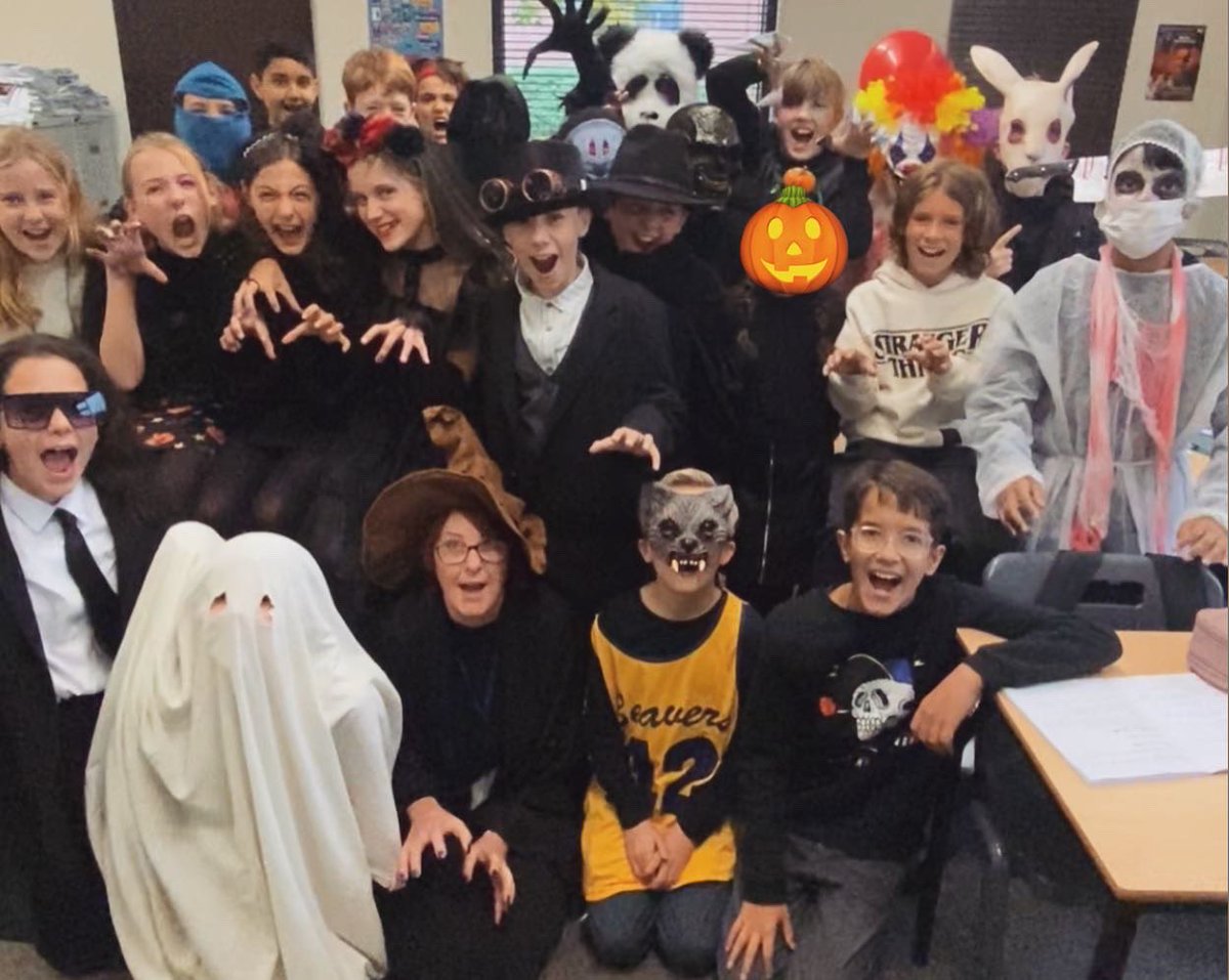 OSH_SCH's tweet photo. There have been ghostly goings on today. Year 7 have behaved rather strangely…perhaps their #gothicwriting or #creepycrafts have started to take effect. Their ghoulish antics have even spread to matrons, maths, history, art & English teachers 👻🎃
#schoolenglish #earlyhalloween https://t.co/GFWdC9k4Mr