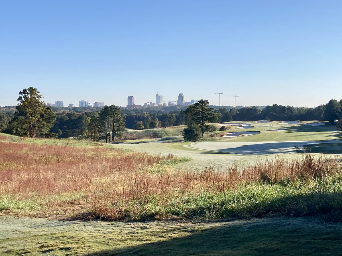 DesignOnPar's tweet image. It has been 13 years since my last visit to NC State’s @LPGCncstate. I definitely will not be waiting that long again. The superintendent and staff at this fantastic golf facility do a tremendous job.