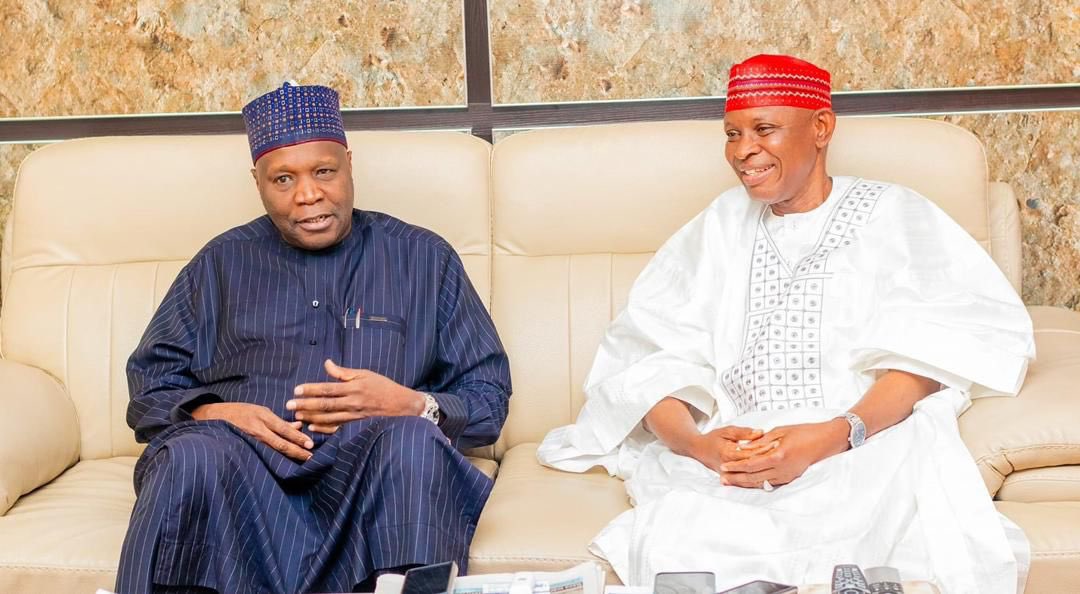 Kyusufabba's tweet photo. Earlier today, I paid a courtesy call on the Executive Governor of Gombe State, H.E Muhammad Inuwa Yahaya, at the Gombe State Governor’s Lodge Abuja. 

Our engagement bordered on possible avenues for collaboration between our states. - AKY https://t.co/Yw9jYACdjE