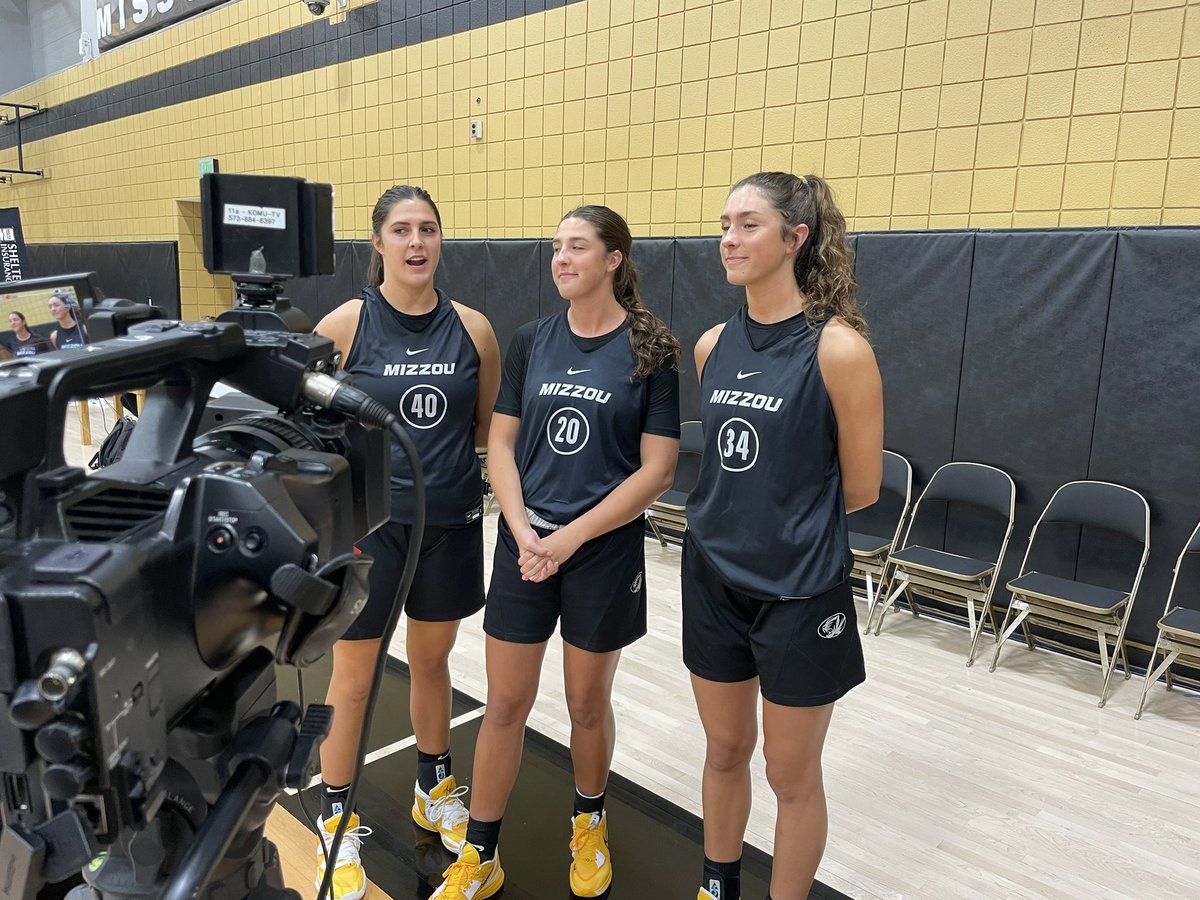Great catching up with the 3 Linthacum Mizzou Basketball sisters! Micah, Sarah and Hannah are playing on the same team together for the first time. Might be a first time for 3 sisters playing on any D1 team together. <a href="/MizzouWBB/">Mizzou Women’s Basketball</a> <a href="/LadyJayBBall/">Jefferson City Lady Jays Basketball</a>