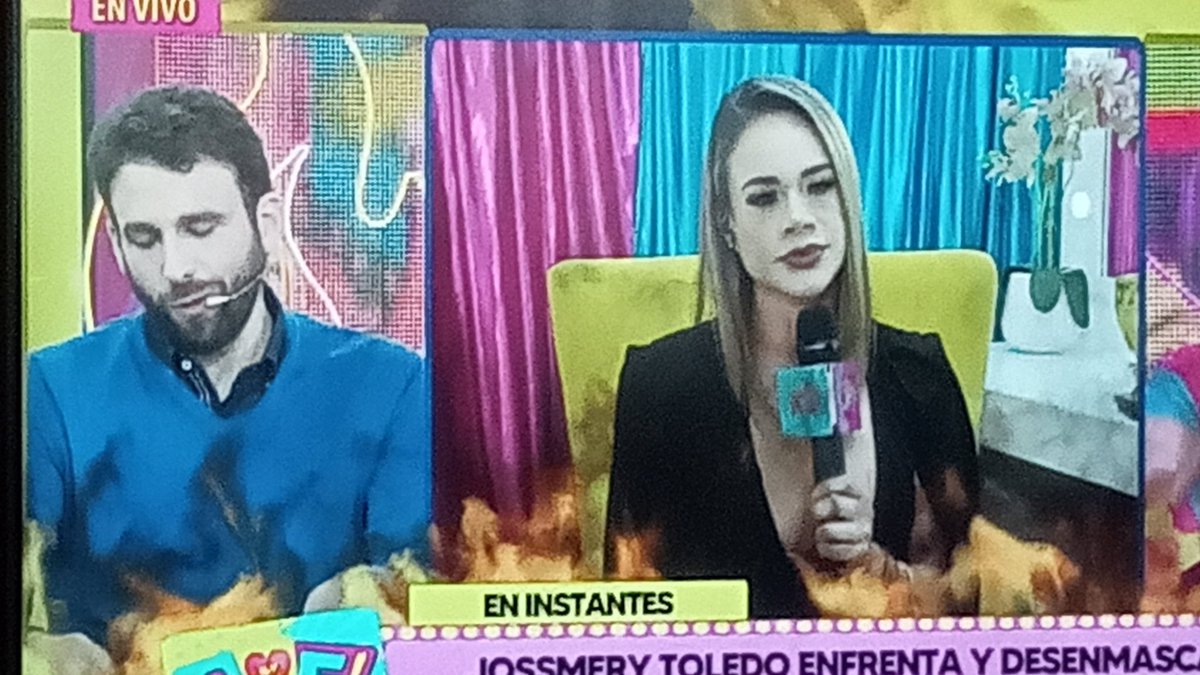 RosaAlexandraVb's tweet photo. Diooos mioooo se me sube la glucosaaaaaaa. Quiero ver los últimos minutos de Paolo Hurtado #josmerytoledo https://t.co/1fy3zTwNcO