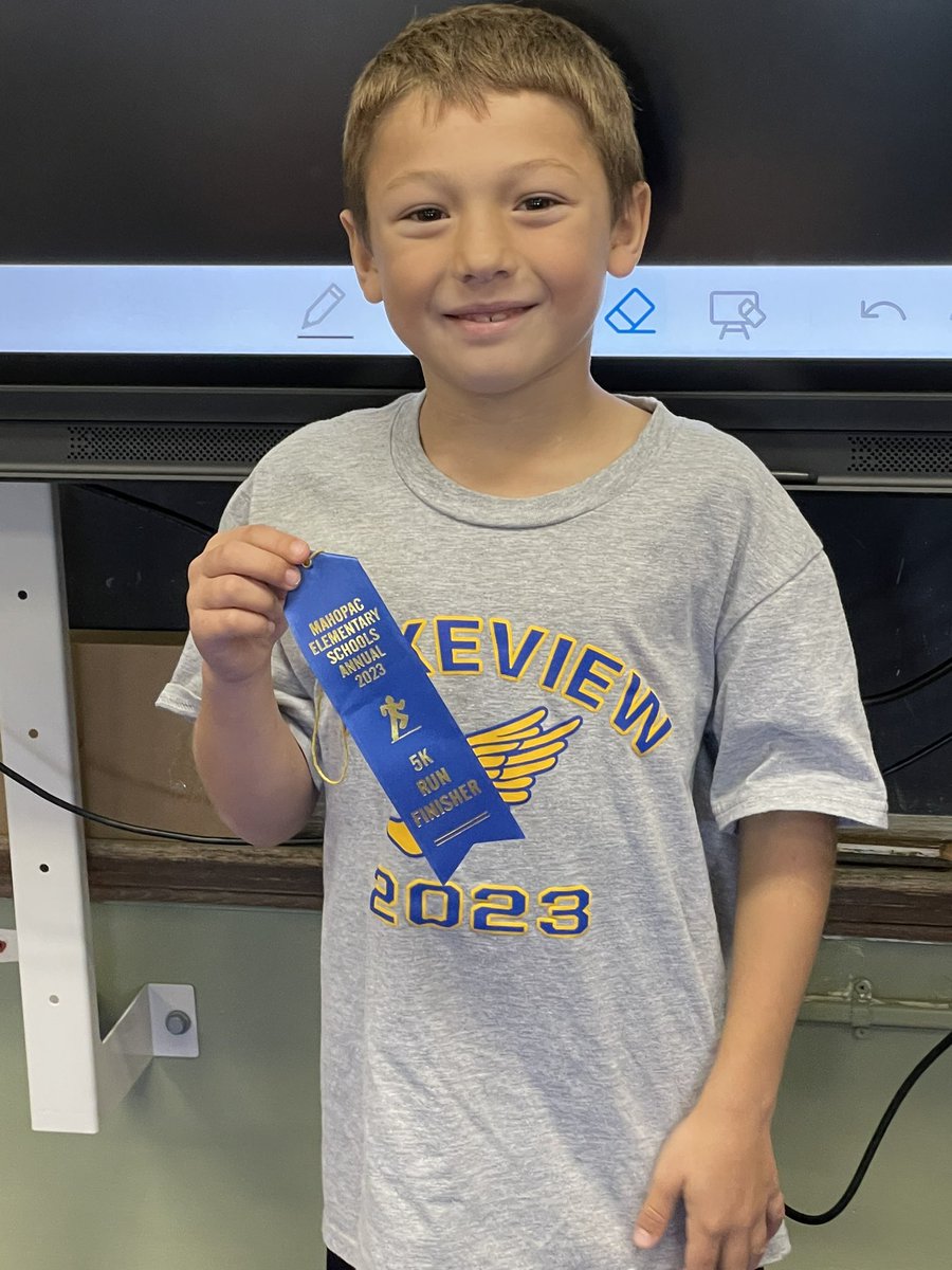 Maureen Tighe tweet media