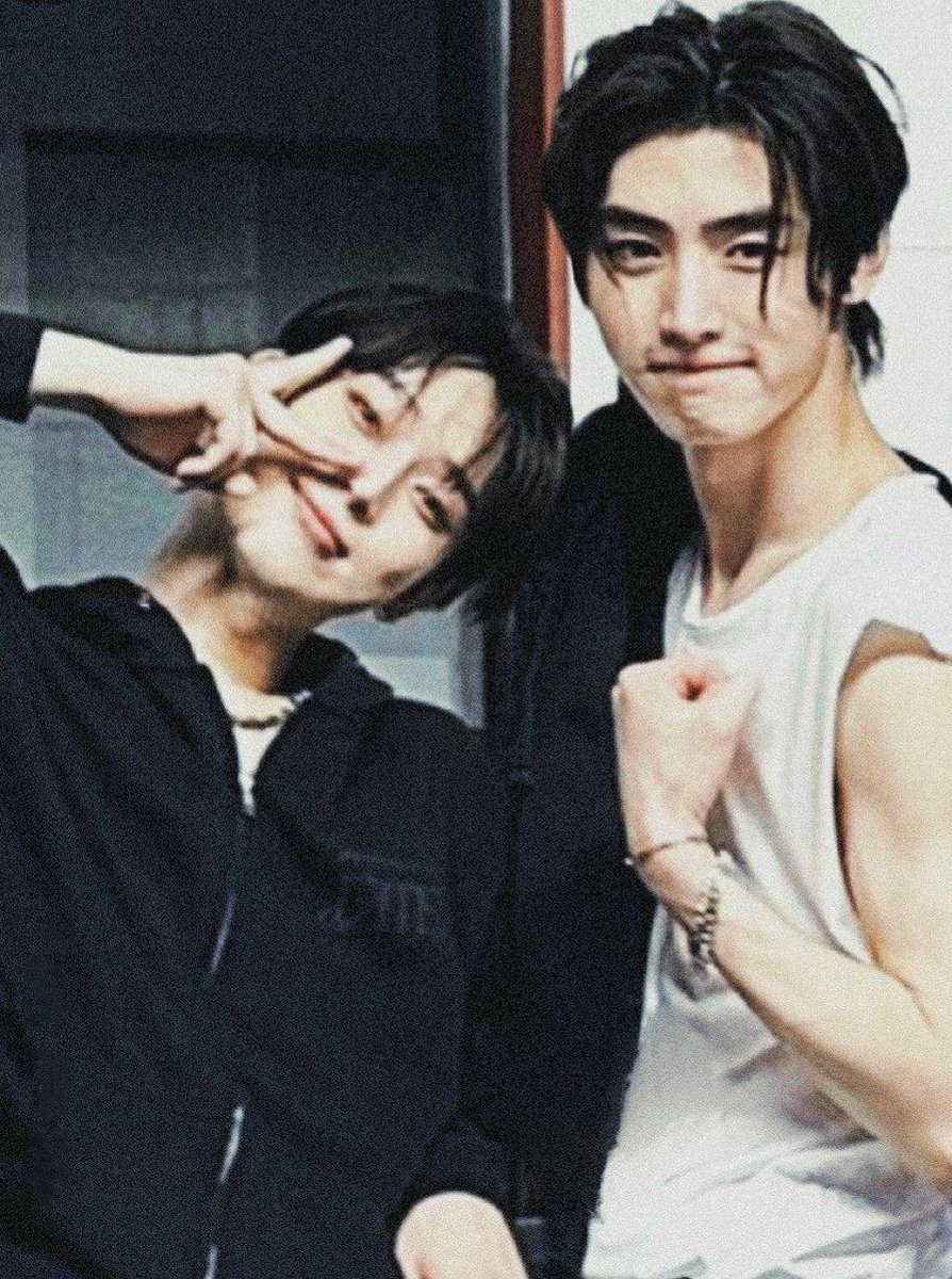 alcohoIspree's tweet photo. happy 24th smol babie, i love you always. https://t.co/aF8wlzGN86