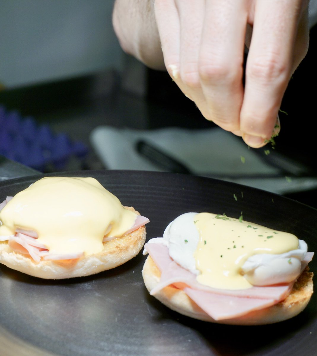 It’s all the little touches that count ✨

#eggsbenedict #breakfast #brunch #curleysdiningrooms #horwich #boostingbolton #eggs #hellohorwich