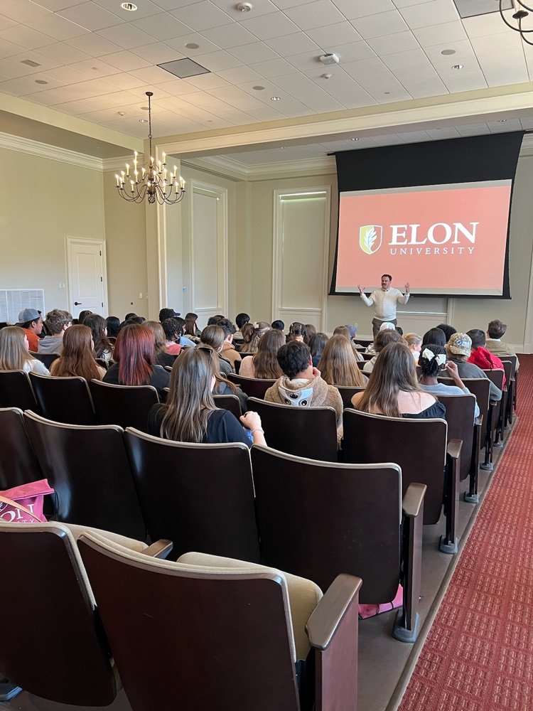 ABECatACC's tweet photo. Our freshmen spent a beautiful morning touring Elon and learning more about their local option after graduation! 🧑‍🎓 https://t.co/yTjNghrEwZ