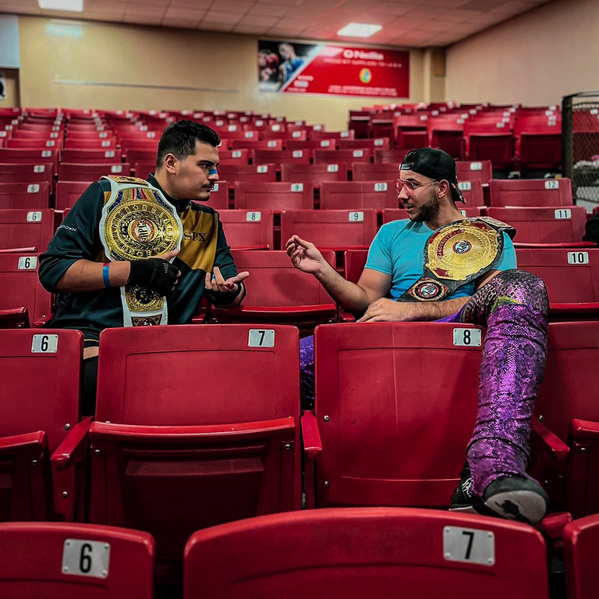 ZackEriti's tweet photo. This is a conversation for 𝐂𝐇𝐀𝐌𝐏𝐈𝐎𝐍𝐒. 🫱🏼🫲🏽👁️
•
Taking last minute advice from the Flamazing Champ before my debut at OTT Contenders 22. 🫀🦩@nextlvlthiago
•
#champions #apc #apcevolution #overthetopwrestling #flamazing #prowrestling #dublin https://t.co/MuzugWJlKa