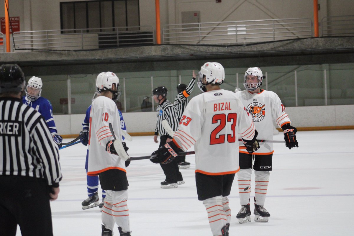 Bengal_Hockey's tweet photo. Some of the best shots from this past Saturday! https://t.co/OODMWM2ut4