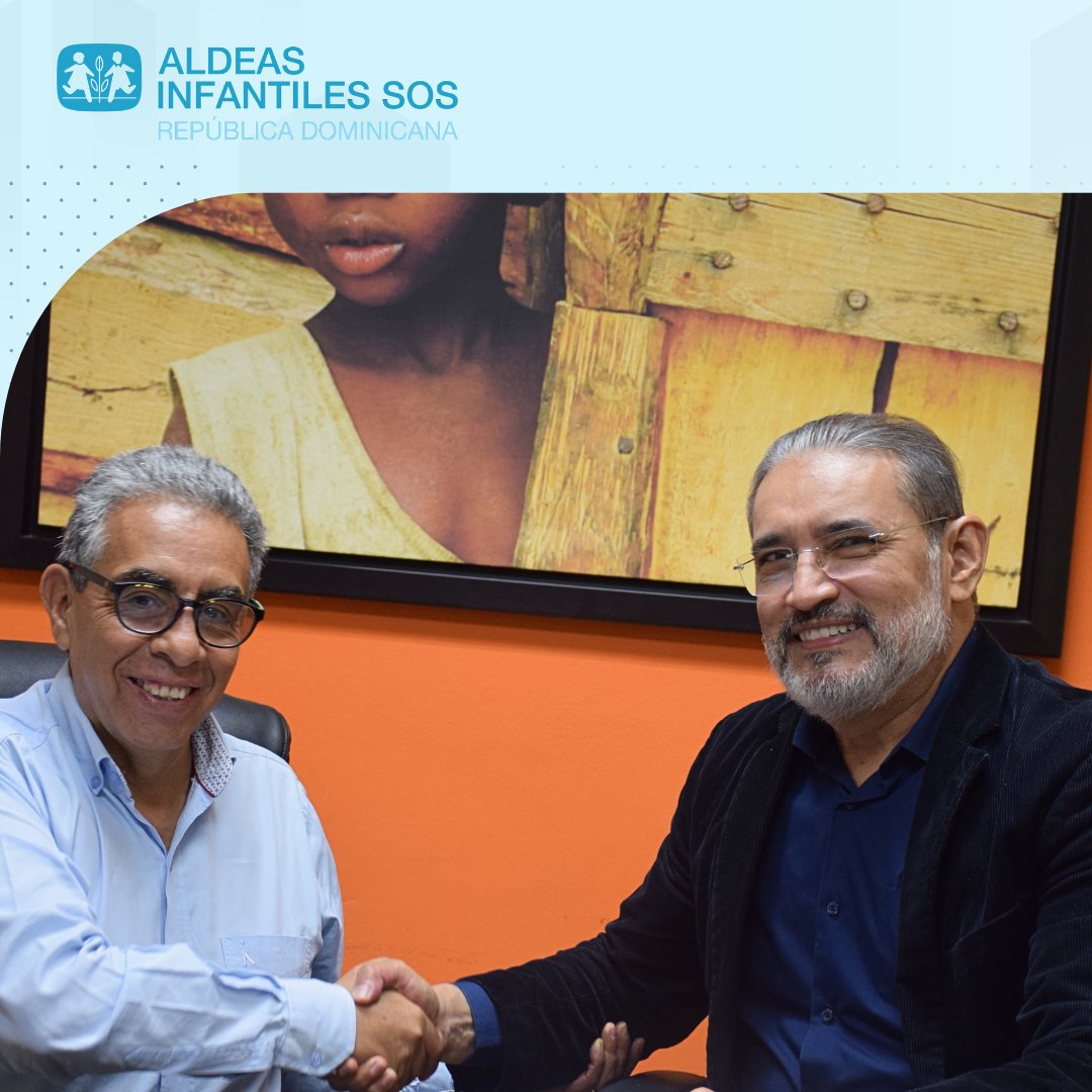 AisosDO's tweet photo. Aldeas Infantiles SOS y VisionFund se unen en un convenio de colaboración, en el cual Aldeas Infantiles brindará asistencia técnica en temas como derechos humanos y de la niñez, crianza positiva, protección infantil, habilidades sociales, Objetivos de Desarrollo Sostenible✨🤝🏼💙 https://t.co/Emq4MfO29R