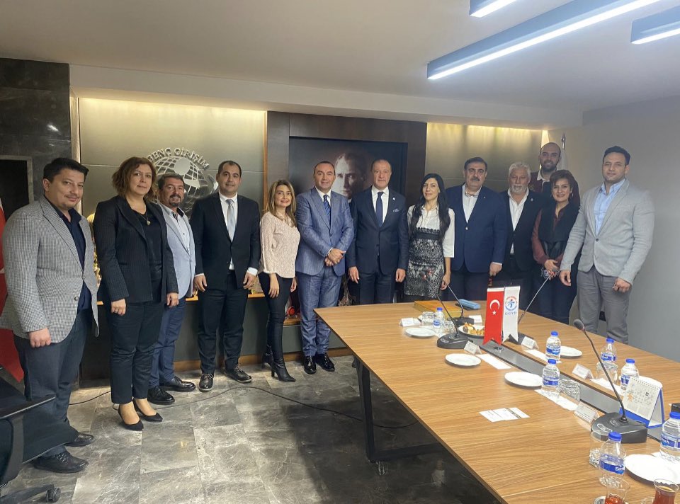 🇹🇷Rifat Sait🇹🇷 (@saitrifat) on Twitter photo Genç Girişim ve Yönetişim Derneği merkezinde Kosova Ticaret Odası ve Balkan Stratejik Araştırmalar Merkezi iş birliğinde düzenlenecek olan 03-07 Aralık 2023 tarihli Kosova-Türkiye Yatırım ve Ticaret Forumu İş Gezisi detaylarını konuştuk <a href="/gencgirisimcitr/">GENÇ GİRİŞİMCİLER</a> Genç Girişim ve Yönetişim Derneği merkezinde Kosova Ticaret Odası ve Balkan Stratejik Araştırmalar Merkezi iş birliğinde düzenlenecek olan 03-07 Aralık 2023 tarihli Kosova-Türkiye Yatırım ve Ticaret Forumu İş Gezisi detaylarını konuştuk <a href="/gencgirisimcitr/">GENÇ GİRİŞİMCİLER</a>