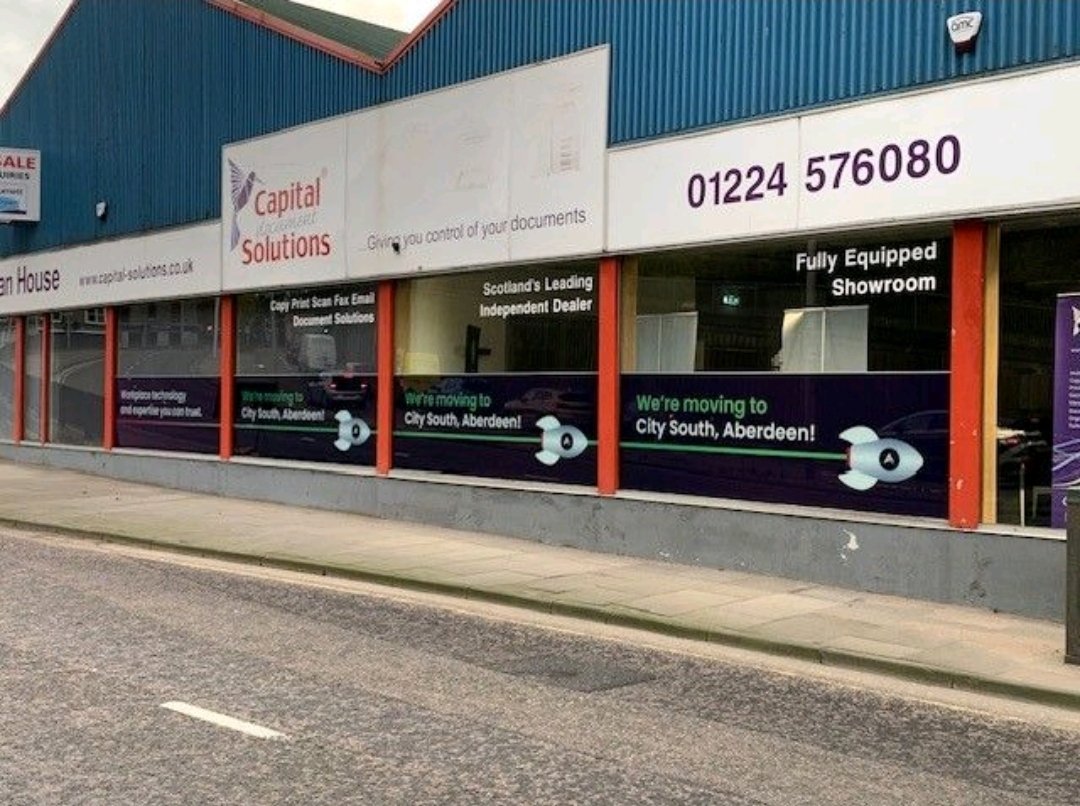 print_signage's tweet photo. The install team applied these full colour printed self clings to the frontage of Capital Solutions in Virginia St.
The company are relocating to City South after many successful years in the city centre. #newbeginnings #agilicozero #citysouth #aberdeen #graphics #windowdecal https://t.co/Hx3VeBvb2l