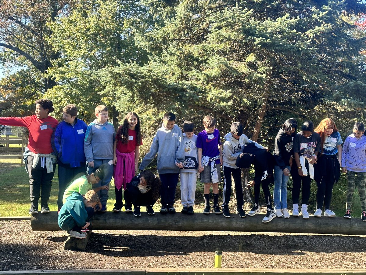 SixthGradeSquad tweet media