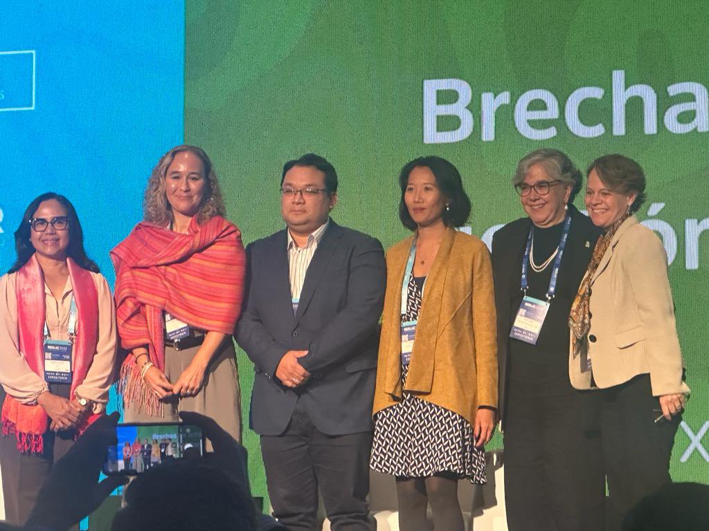 InstitutoIEPP's tweet photo. Gracias a @RedLAC1 @profonanpe_peru por la invitación por compartir la experiencia desde las incidencias en políticas públicas https://t.co/Wcw651ZH1v
