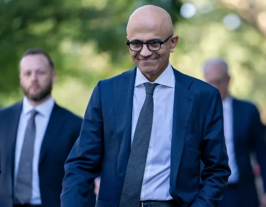 joecarlsonshow's tweet photo. Microsoft had revenue growth of 13%, faster than a lot of "growth" companies. 

They also made 18 billion in free cash flow, after adjusting out SBC.

It's a fast-growing, highly profitable company, that has a better creditworthiness than the US government. https://t.co/k4nPKsxRM1