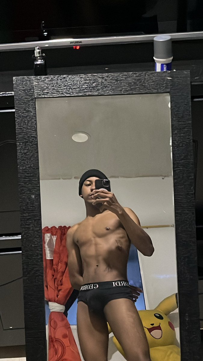 sisoss_69's tweet photo. Re locos papi🤫 https://t.co/vhNuBASpDc