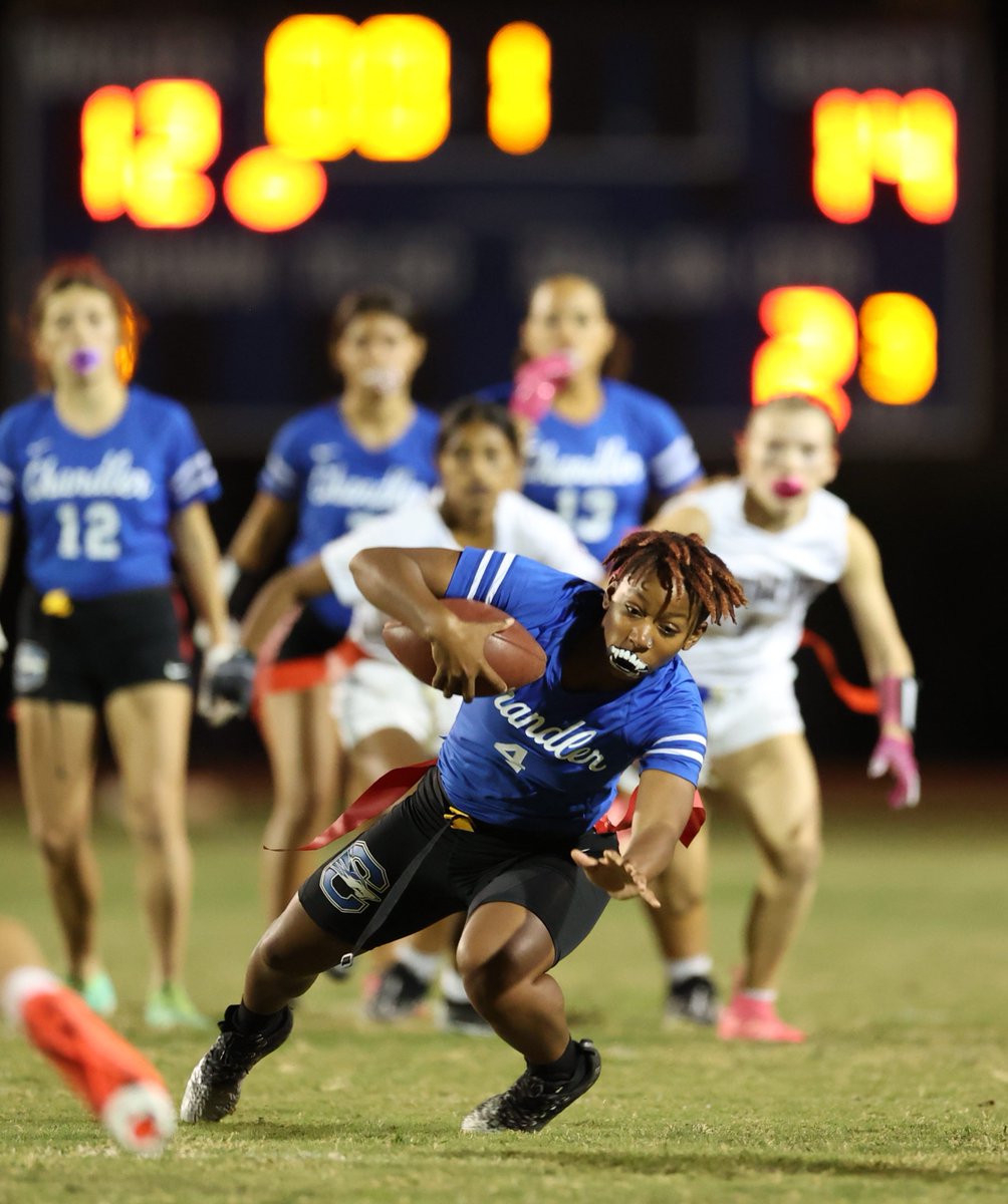 @chsflag vs. Mountain Ridge at first playoff game. 12-14 Mountain Lions at the half. #FlagFootball #GirlsFlagFootball #TuesdayNightLights #Urologist #Photographer #FootballPhotography @CanonUSA