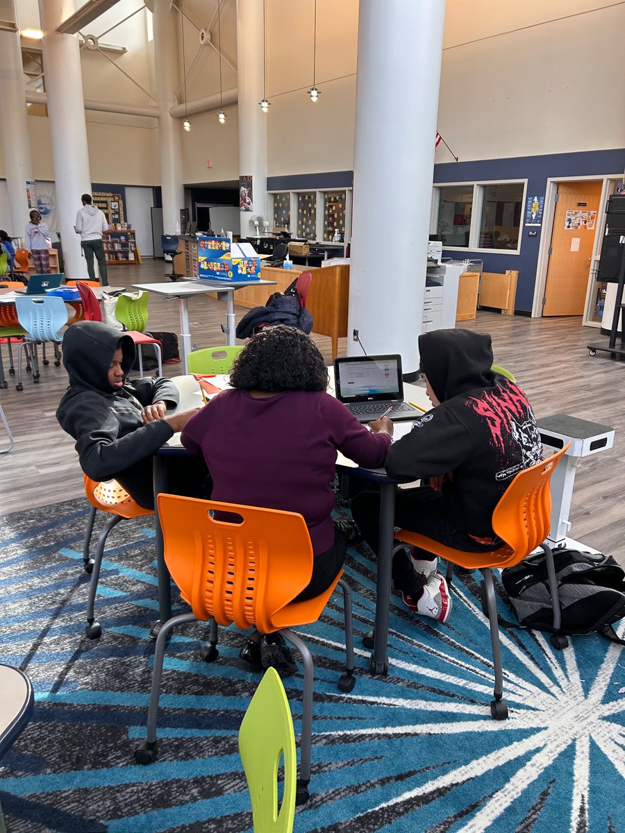 LaShante James tweet media