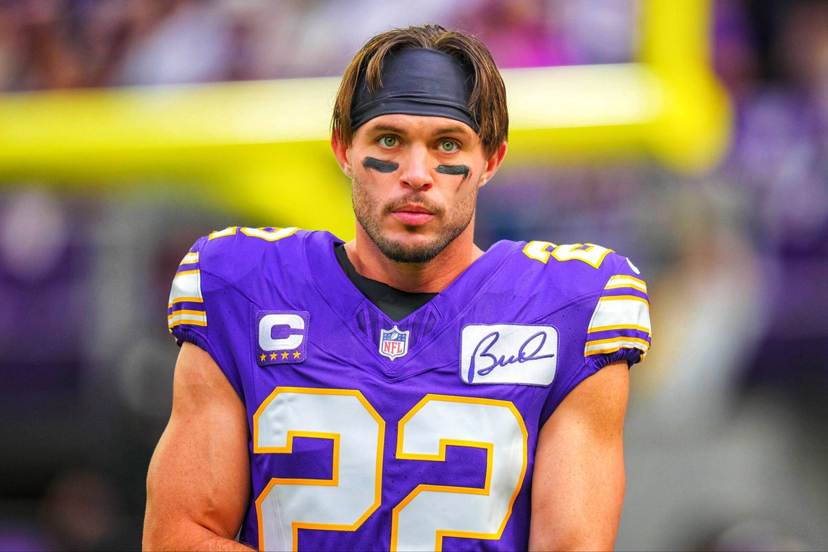 VikingzFanPage tweet media