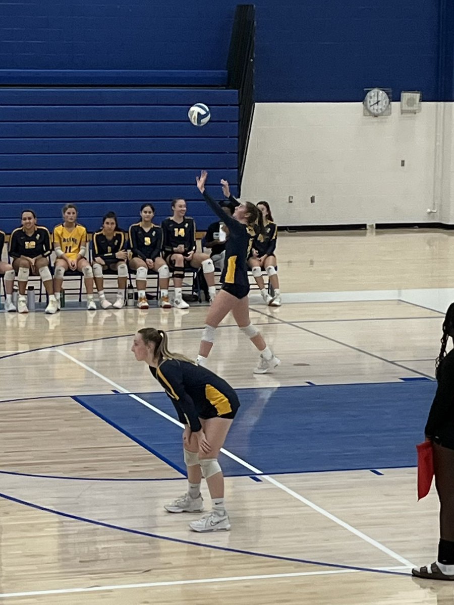 Went to watch <a href="/beaz_clare11/">Clare Beazley</a> and the Hornets in Adrian!! She had some great plays!!!